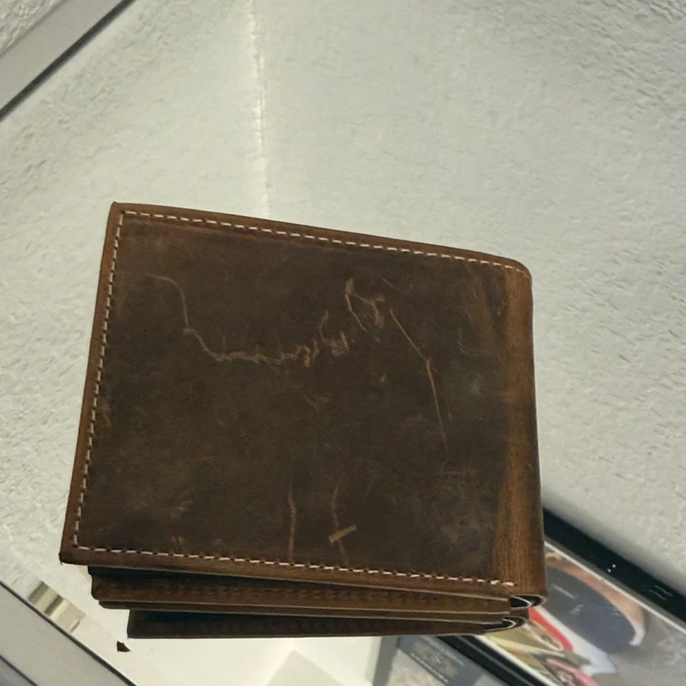 American Bison Men's Genuine Cowhide Brown ALL Leather Bi-Fold Wallet brand new